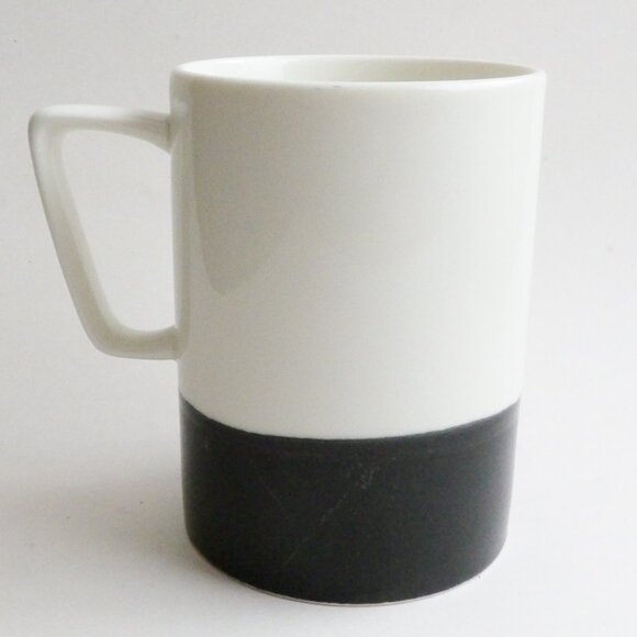 Starbucks 2013 Black & White Coffee Mug 16 oz. Glossy & Matte - Picture 5 of 7